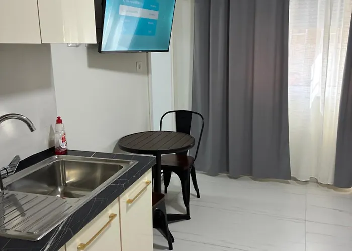 Apartment Bejart 10 *